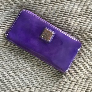 Dooney & Bourke leather wallet